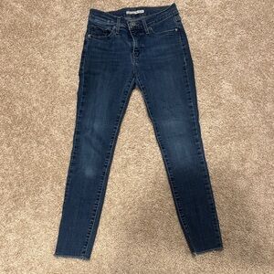 Levi's Women's Dark Blue Skinny Jeans